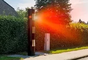 Foto einer Messstelle mit dem TraffiStar S 350 an einer Landstraße